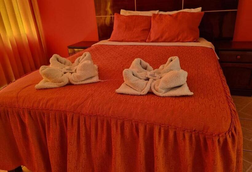غرفة قياسية فردية, Madison Suite