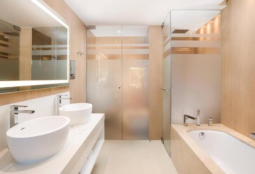 Люкс Семейный 2 Спальни, Pine Cliffs Ocean Suites, A Luxury Collection Resort & Spa, Algarve