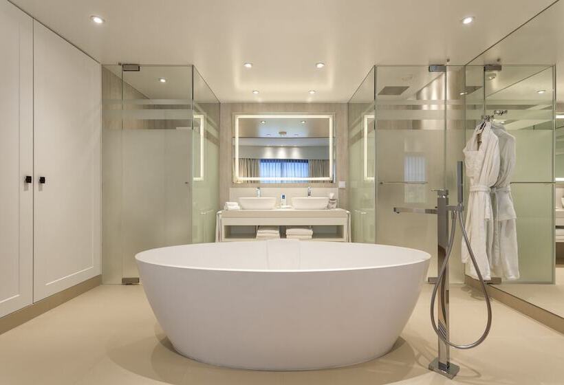 Family Suite, Pine Cliffs Ocean Suites, A Luxury Collection Resort & Spa, Algarve