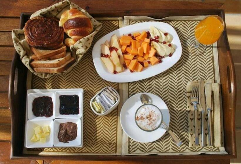 디럭스 스위트 킹 침대, Wild Resort Jaisalmer