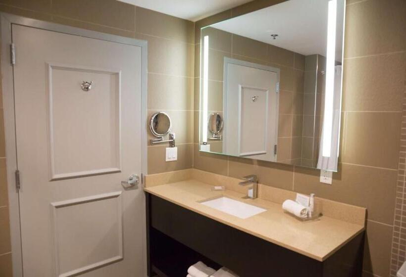 Люкс Кровать Кинг, Best Western Premier Nyc Gateway
