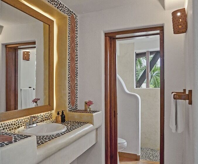 スイート, La Villa Luz