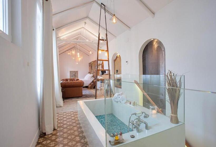 Suite Deluxe, Madinat