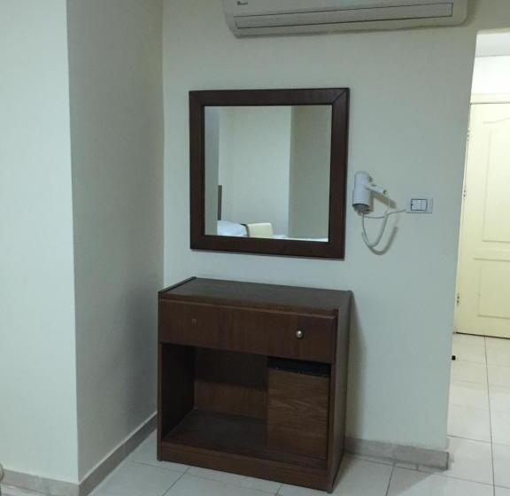 اتاق استاندارد یک نفره, Zaina Plaza