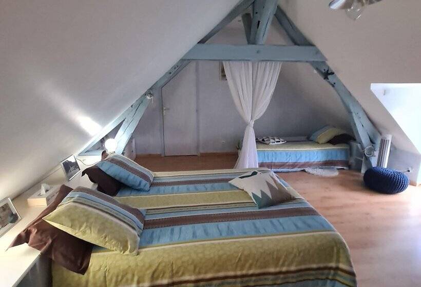 Трехместный Номер Комфорт, Chambres D Hôtes La Quèrière