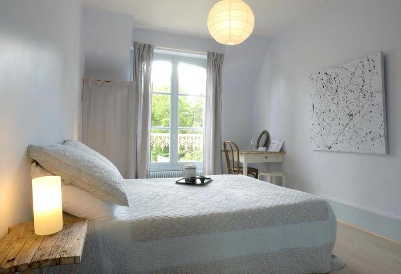 Номер Стандарт, Chambres D'hôtes Du Jardin Francais