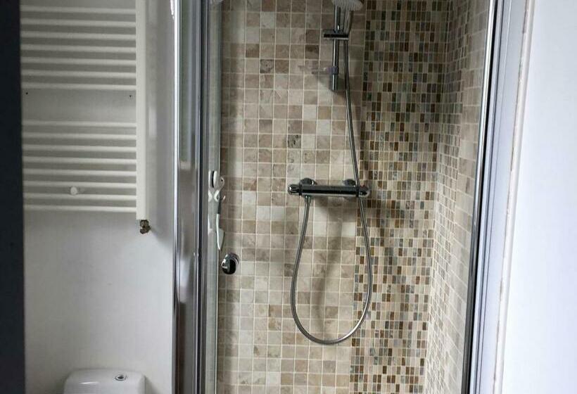 Номер Basic, Chambres De Condate