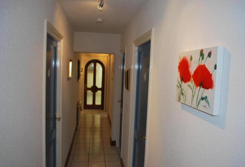 Апартаменты 1 Спальня с Террасой, Chambres D'hôtes Les Vignes