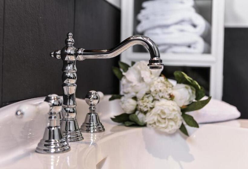 غرفة كومفورت, Le Petit Manoir De Kériolet