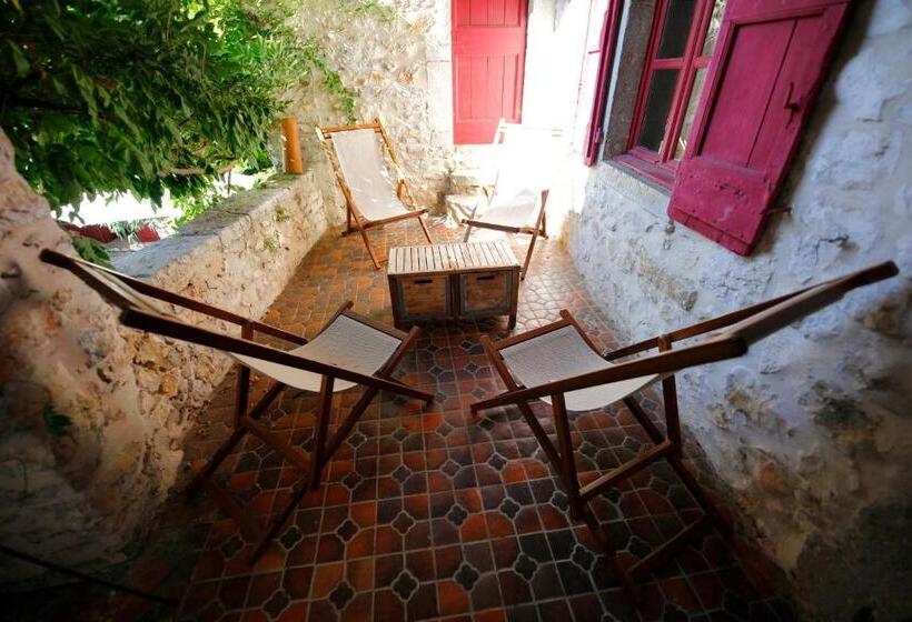 منزل غرفتين نوم, Mas De Coulet