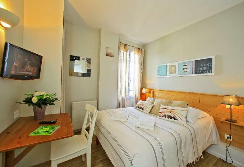 اتاق عادی اینتریور, Logis Hôtel La Chaize