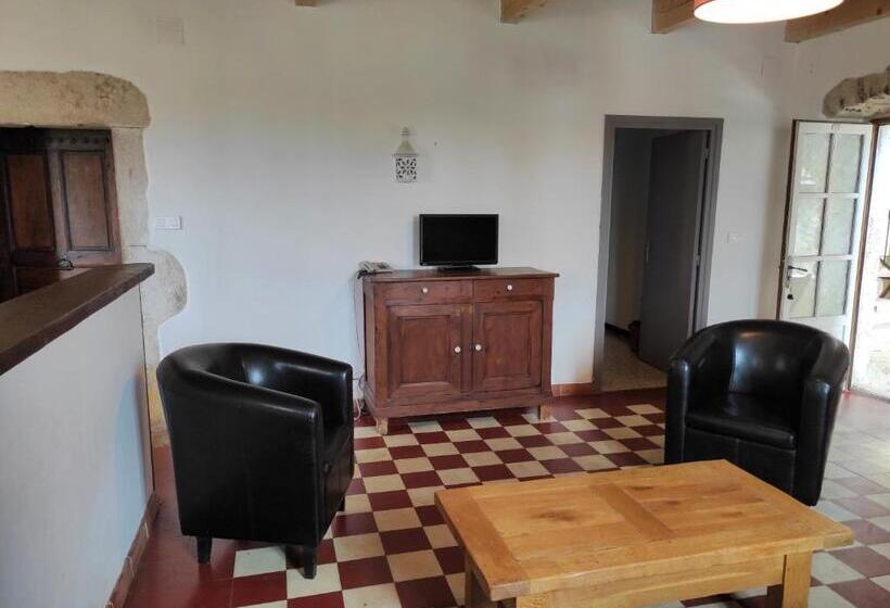 Апартаменты 2 Спальни, Logis Hôtel Restaurant Gîte La Bastide Du Vébron