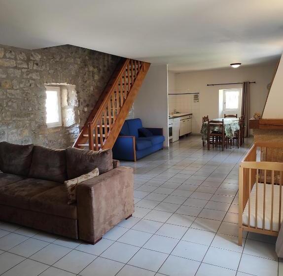 Апартаменты 1 Спальня, Logis Hôtel Restaurant Gîte La Bastide Du Vébron