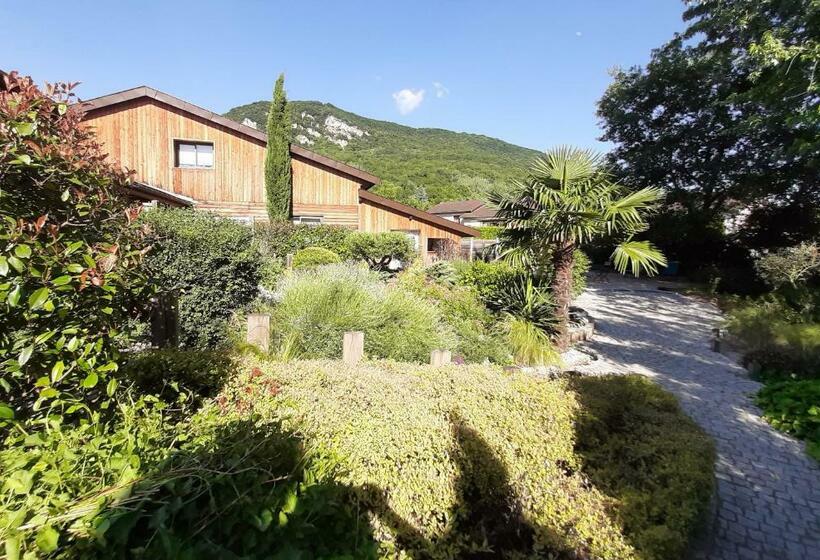 스위트, Le Clos Du Bois Joli