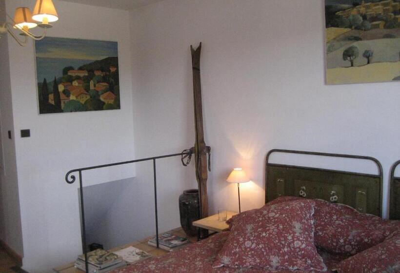 سوییت, Maison D Hôtes De L Evêché