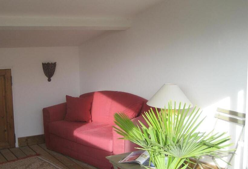 Suite with Terrace, Maison D Hôtes De L Evêché