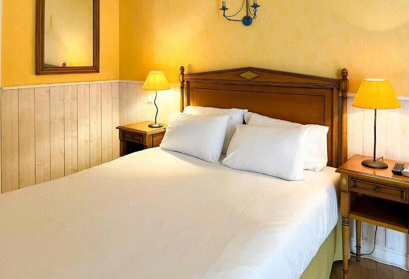 Номер Стандарт, Hôtel De Margaux
