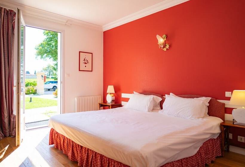 Номер Комфорт, Hôtel De Margaux