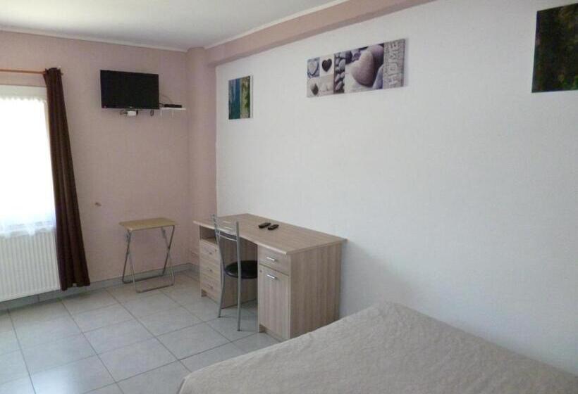 Номер Стандарт, Hôtel Le Calypso