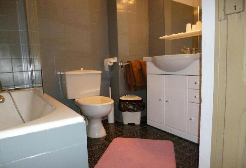 Номер Стандарт с Террасой, Hôtel Le Calypso