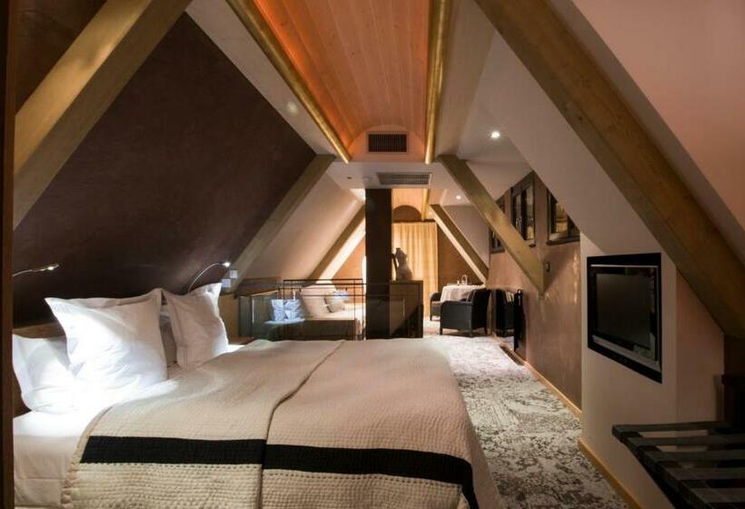 스탠다드 트리플 룸, Hôtel Le Moulin