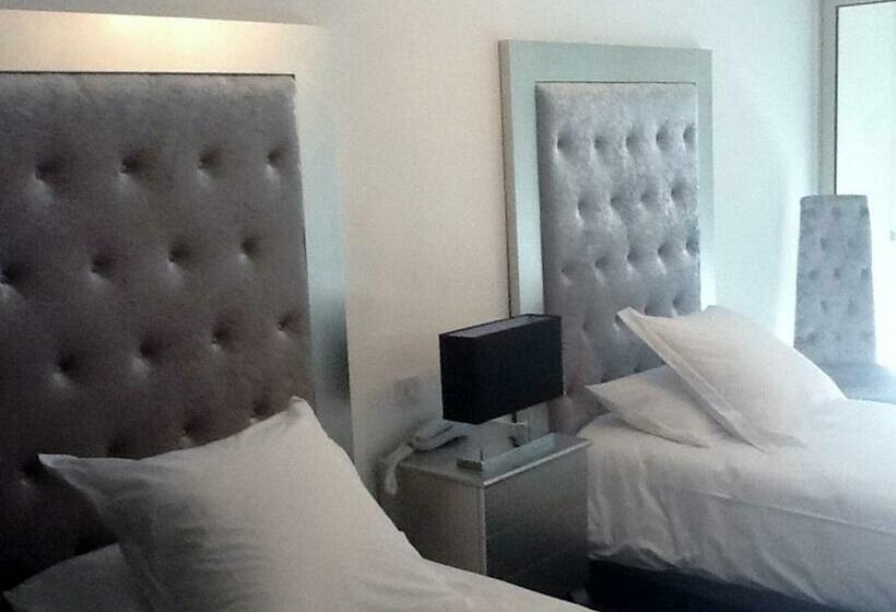 Quarto Comfort, Hôtel Les Deux Lions