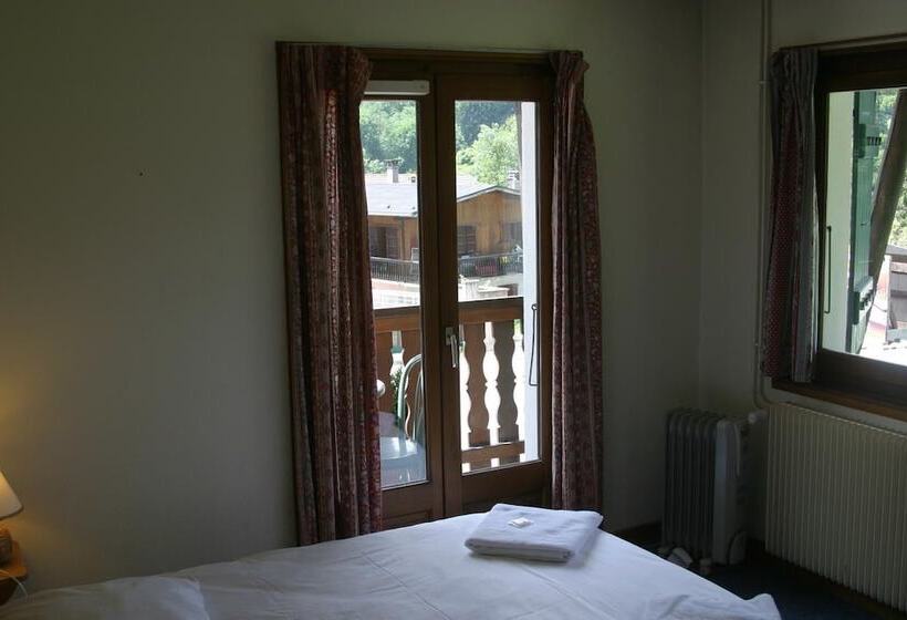 اتاق استاندارد چهار تخته, Hôtel Les Dômes De Miage