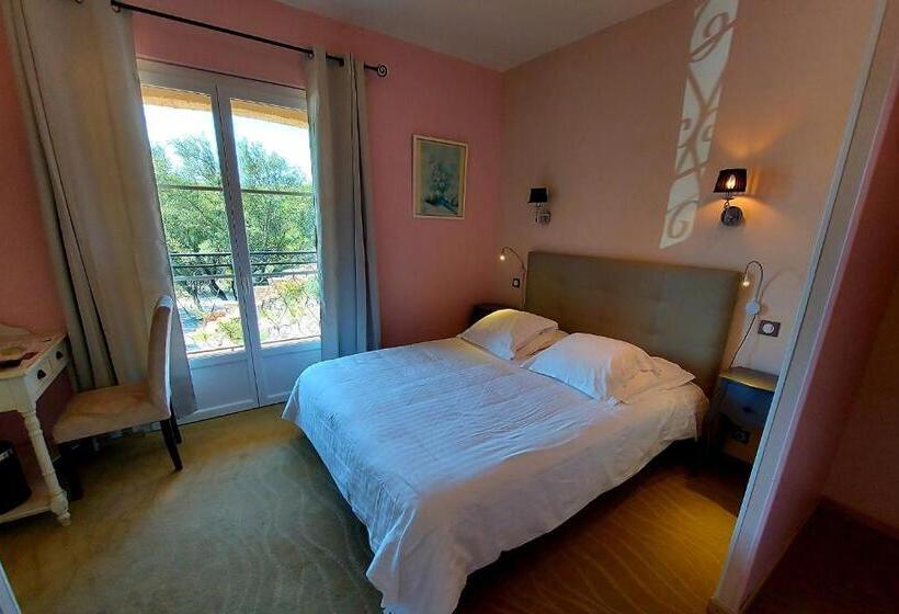 Номер Стандарт с Балконом, Hôtel Les Hauts De Mourèze