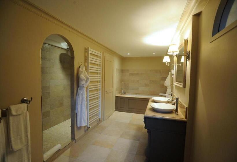 سوییت با چشم‌انداز باغ, Hôtel Restaurant Spa Le Sauvage