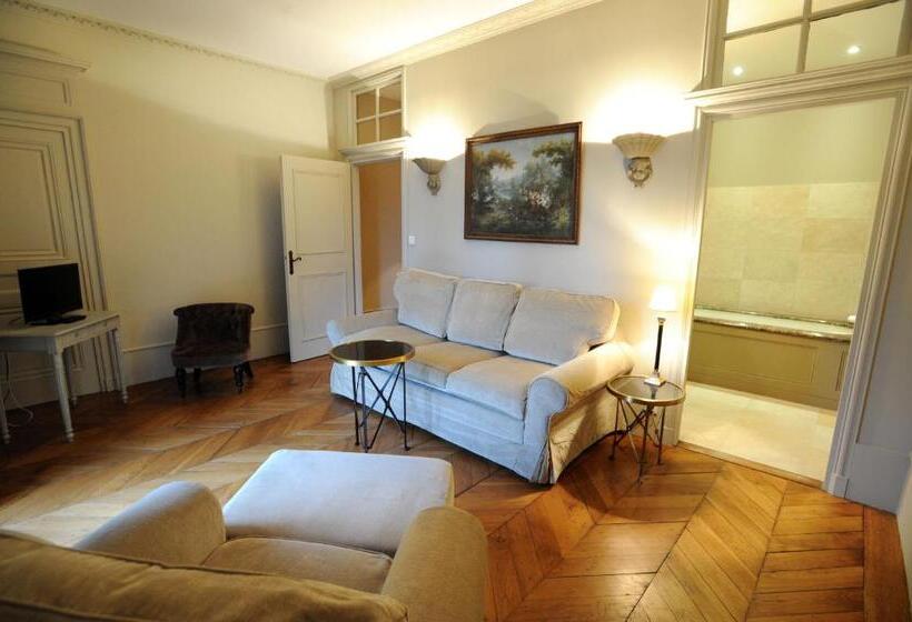 سوییت جونیور با بالکن, Hôtel Restaurant Spa Le Sauvage