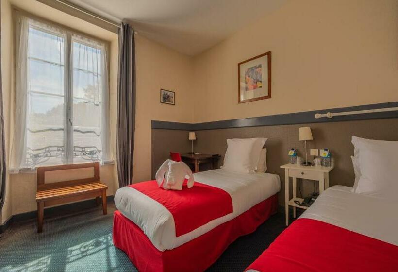 חדר משפחתי יוקרתי, Auberge De Kerveoc H