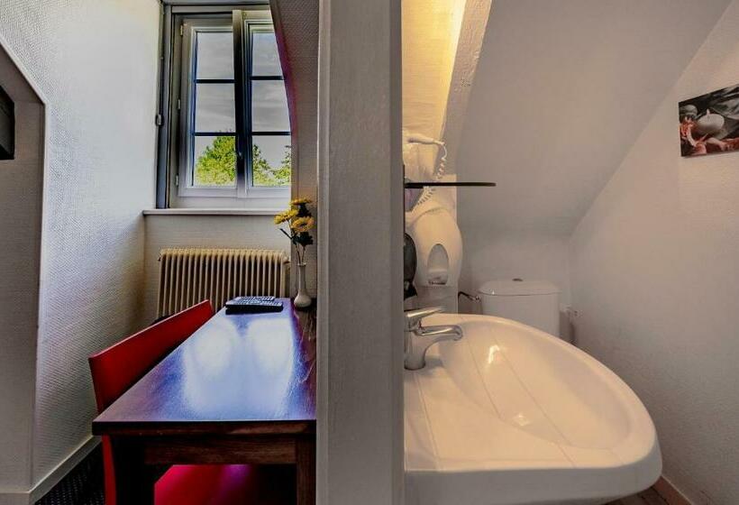 Номер Стандарт, Auberge De Kerveoc H