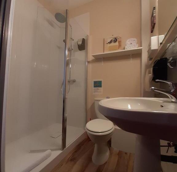 Номер Комфорт, Auberge De Kerveoc H