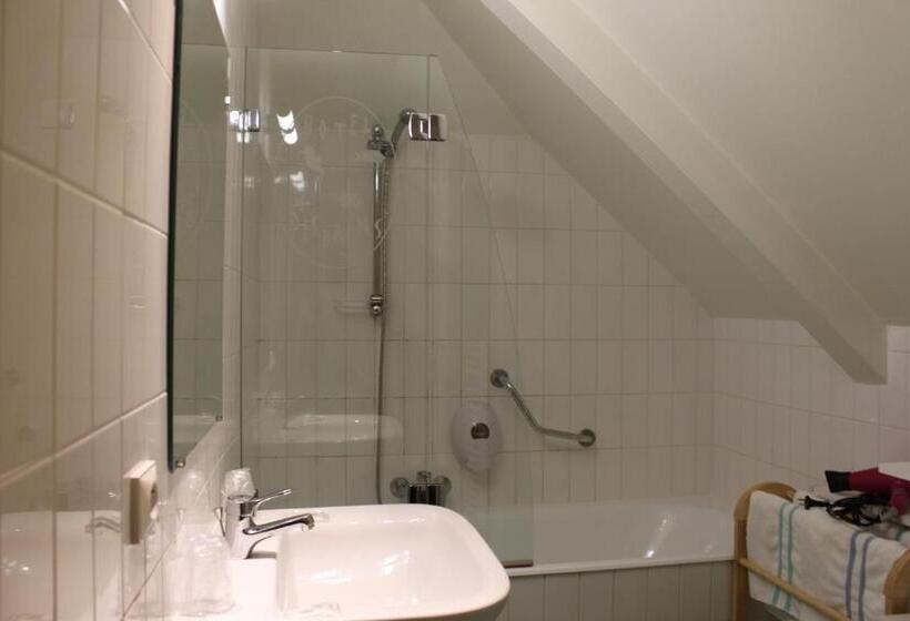 Люкс, Des Bains