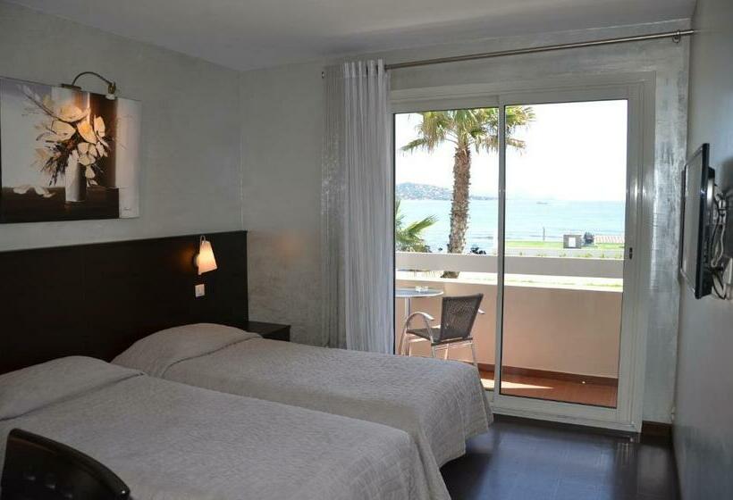 Номер Стандарт Вид на Море с Балконом, Hôtel La Plage