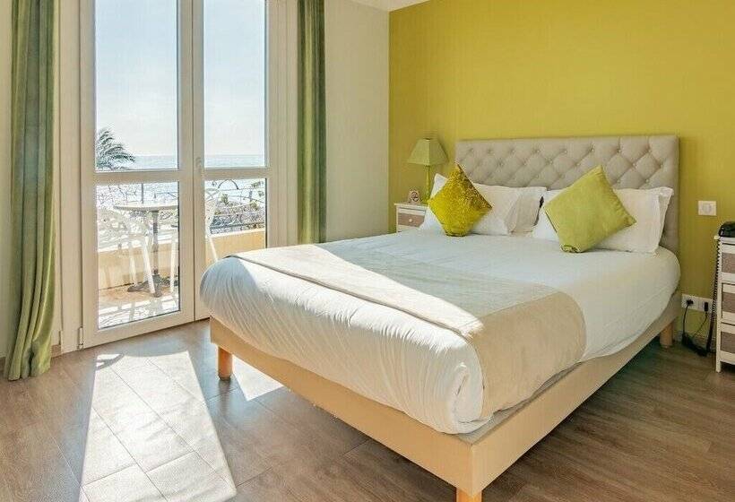 Номер Deluxe Вид на Море с Балконом, Hôtel Du Bord De Mer Le Vanillé
