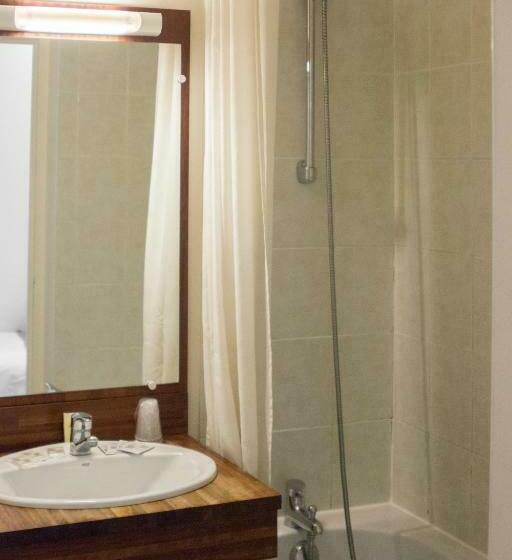 Cameră Triplă Standard, Le Relais Du Canalou