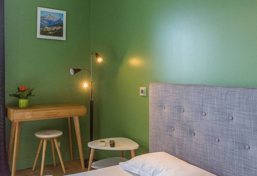 Номер Стандарт, Rossi Hôtel