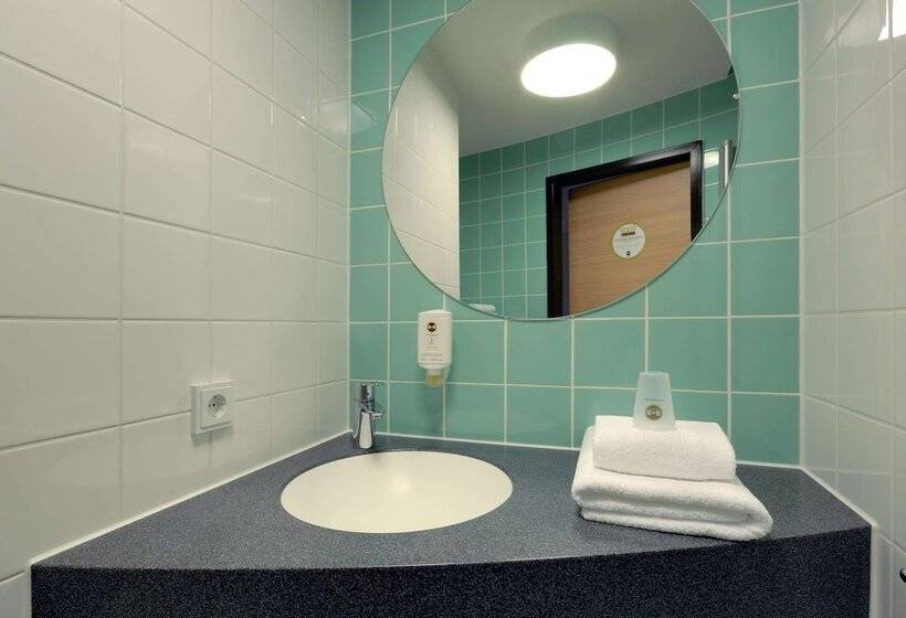 Номер Стандарт, B&b Hotel Oldenburg