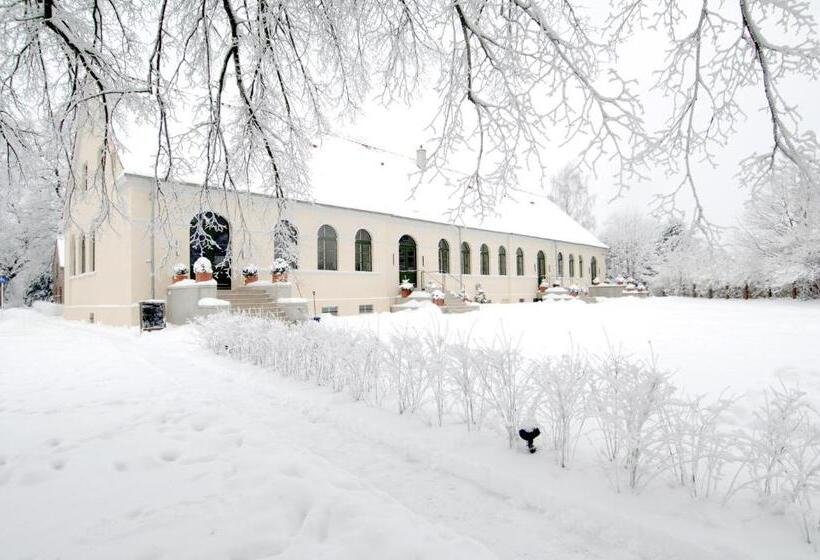 Номер Стандарт, Kavaliershaus Schloß Blücher Am Finckenersee