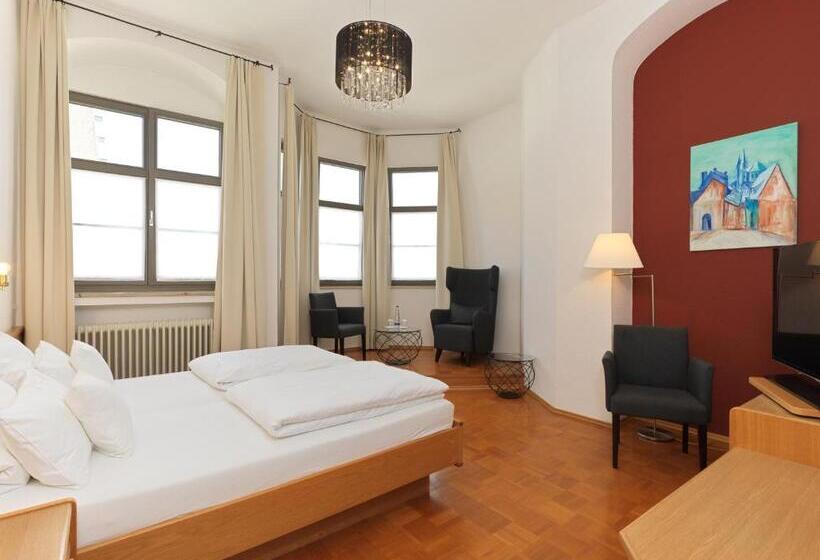 Полулюкс, Lodner Hotel Drei Mohren