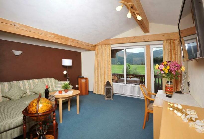 Номер Стандарт, Bichlhof
