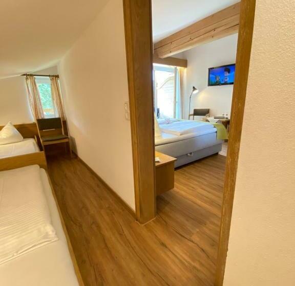 Номер Стандарт, Bichlhof