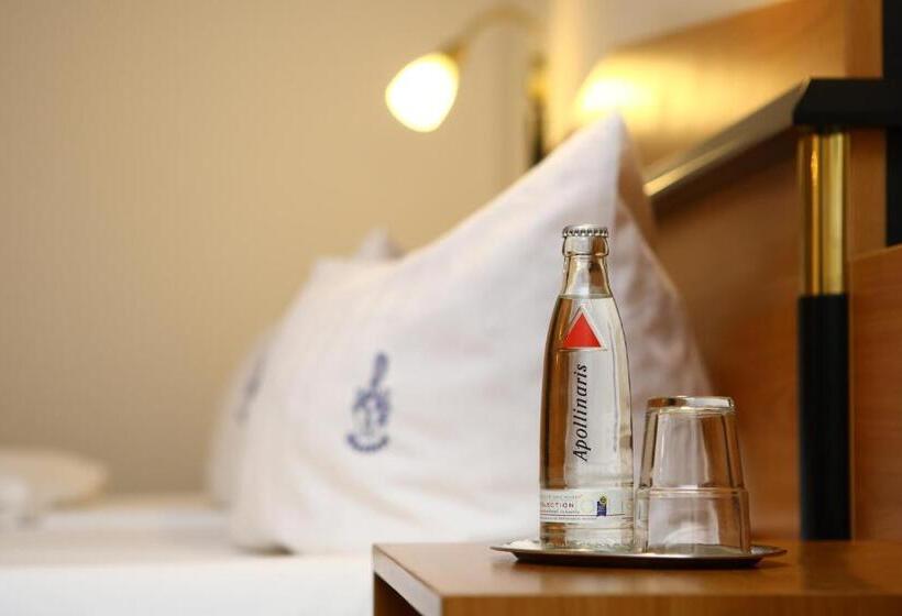 غرفة كلاسيكية, Restaurant Wanders