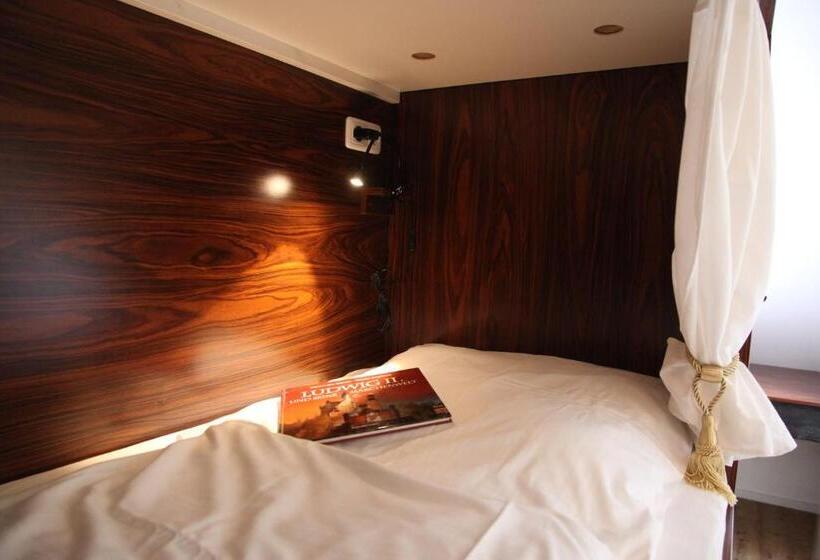 Семейный Номер Совместный Санузел, Old Kings Design Hostel