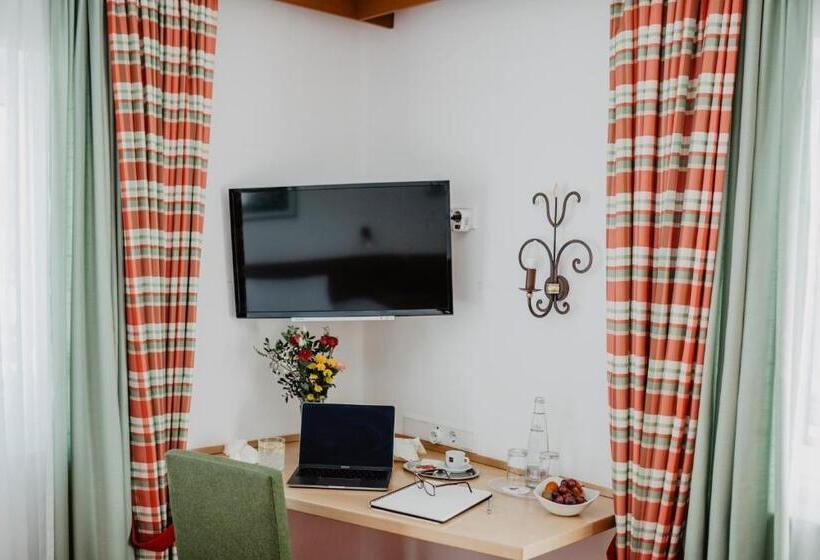 Номер Стандарт, Weßner Hof Landhotel & Restaurant
