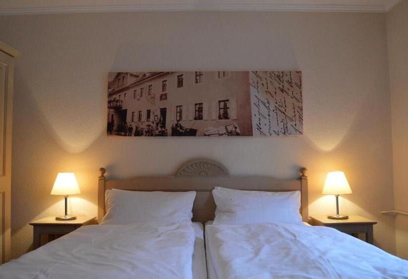 Quarto Estandar, Gasthof Zum Storch