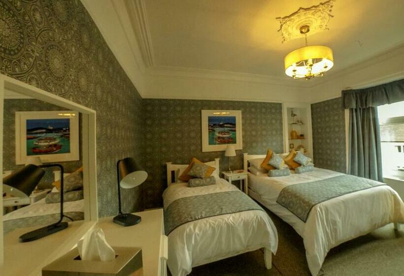 اتاق سوپریور با تخت بزرگ, Dana Villa Holiday Accommodation