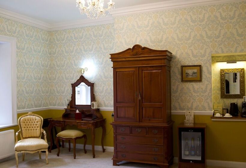 Номер Стандарт, West Layton Manor