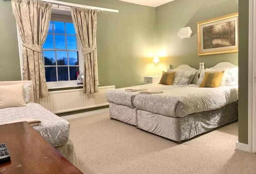 Трехместный Номер Deluxe, Colthrop Manor B&b